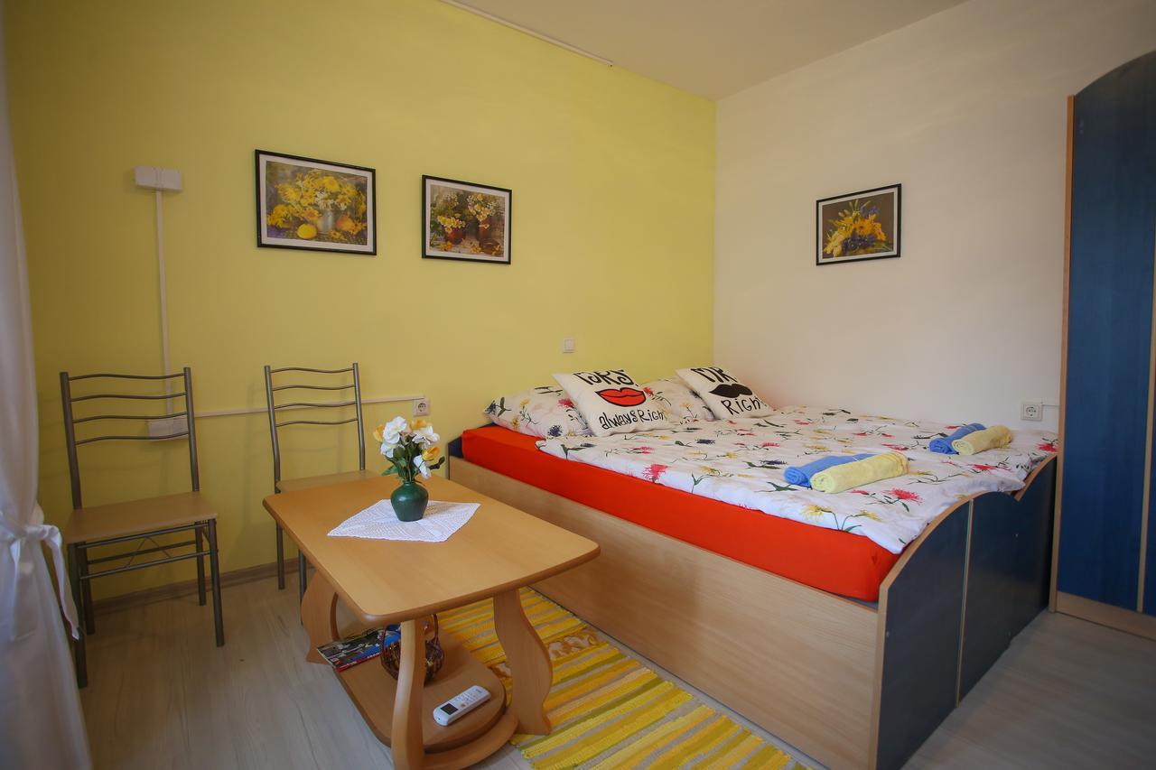 Guesthouse Adi Mostar Exterior foto